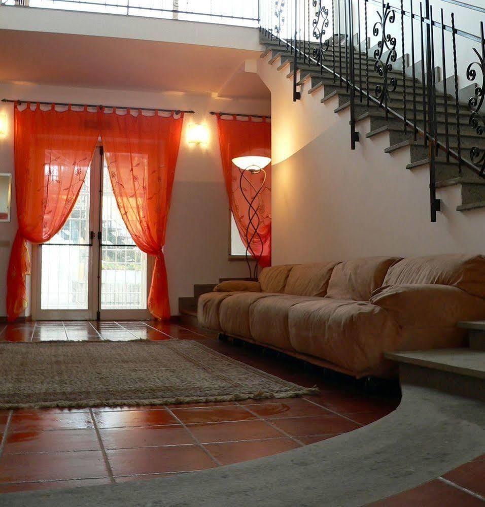 Agriturismo Il Casale Delle Ginestre Fiumicino Luaran gambar